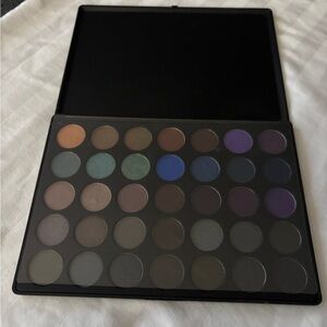 Morphe eyeshadow
